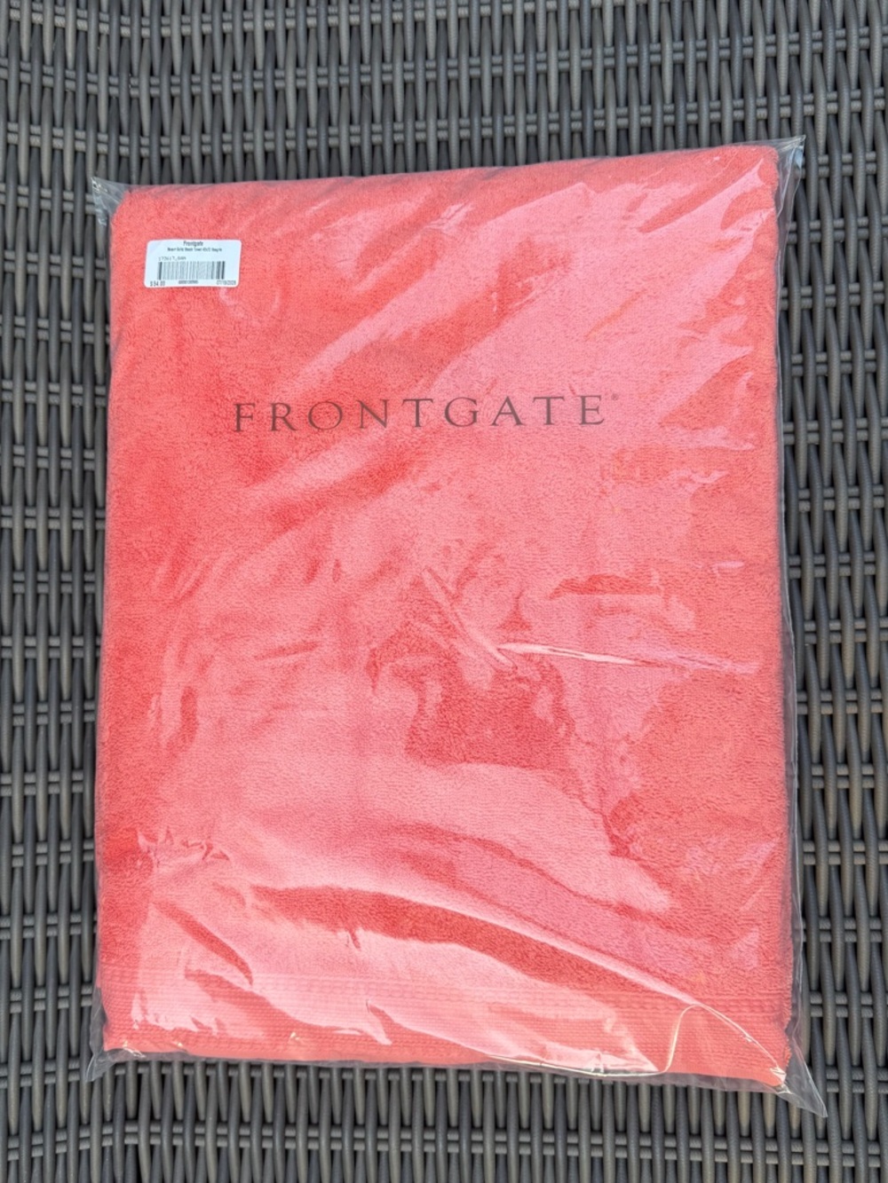 Frontgate Resort Solid Beach Towel - Sangria - NWT